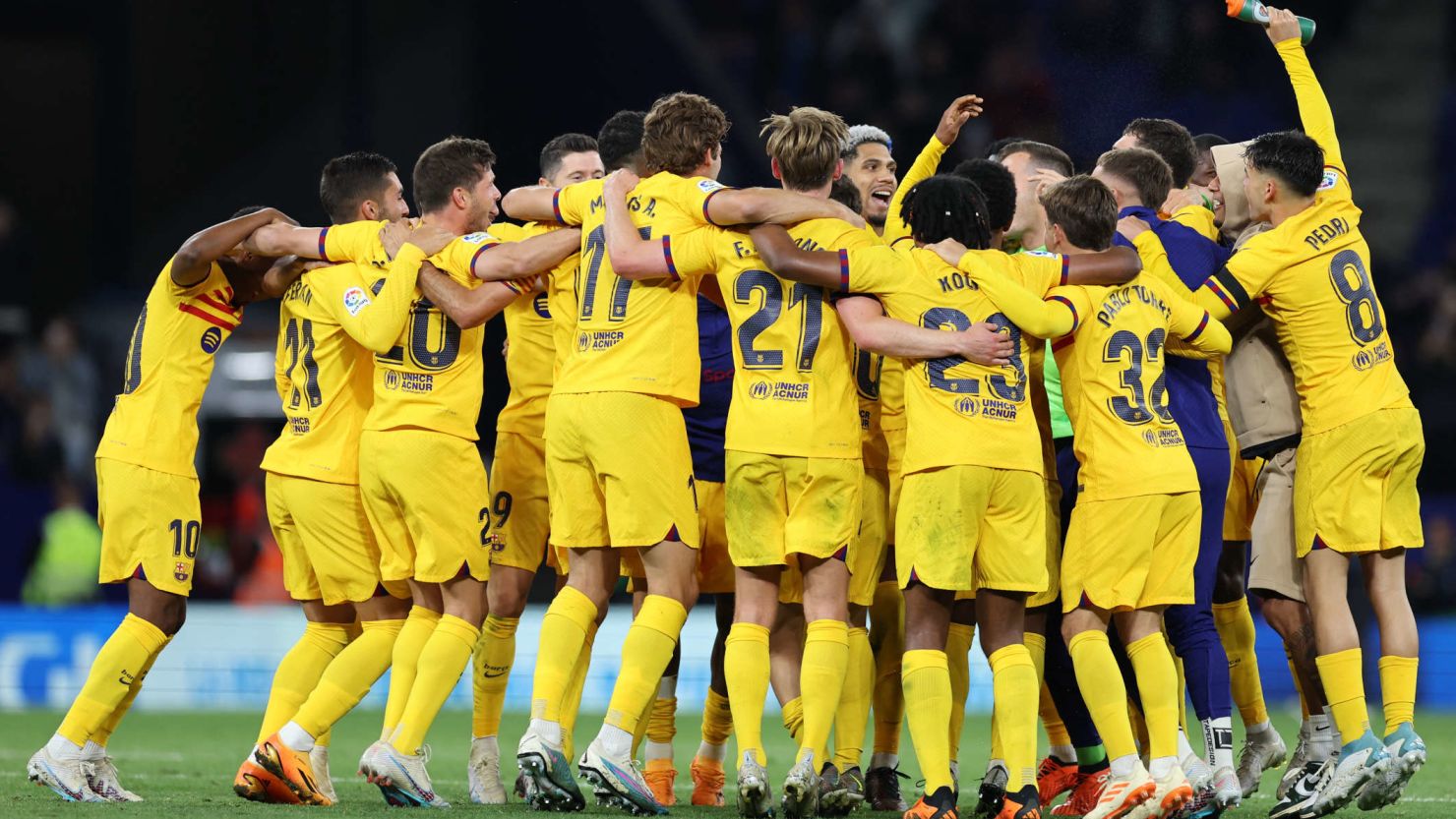 更得益于他 更得益于他